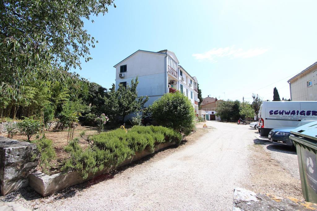 Apartment Dina Rovinj Exterior photo