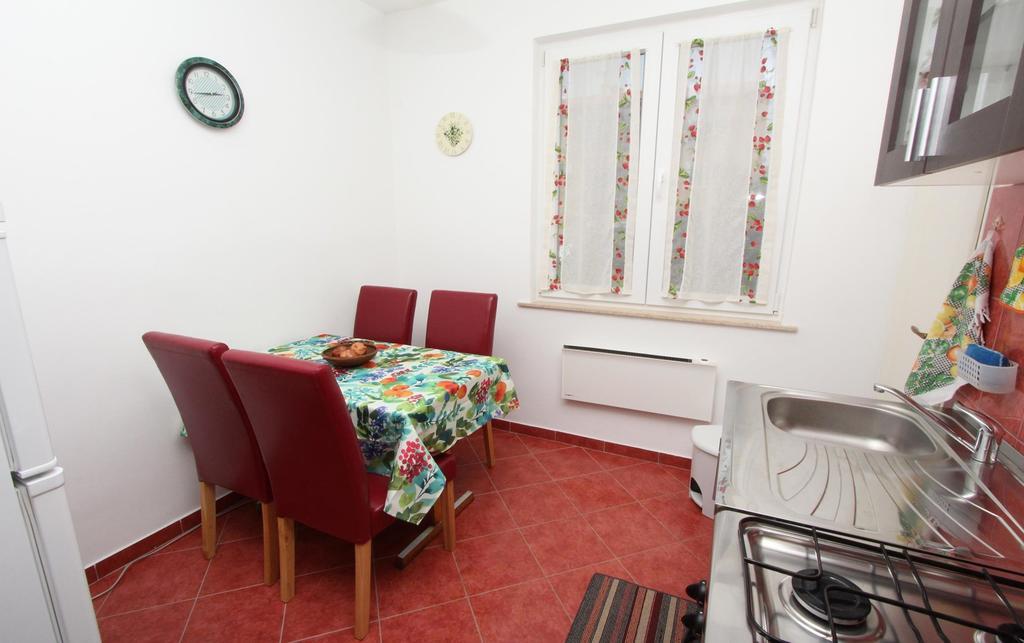 Apartment Dina Rovinj Exterior photo