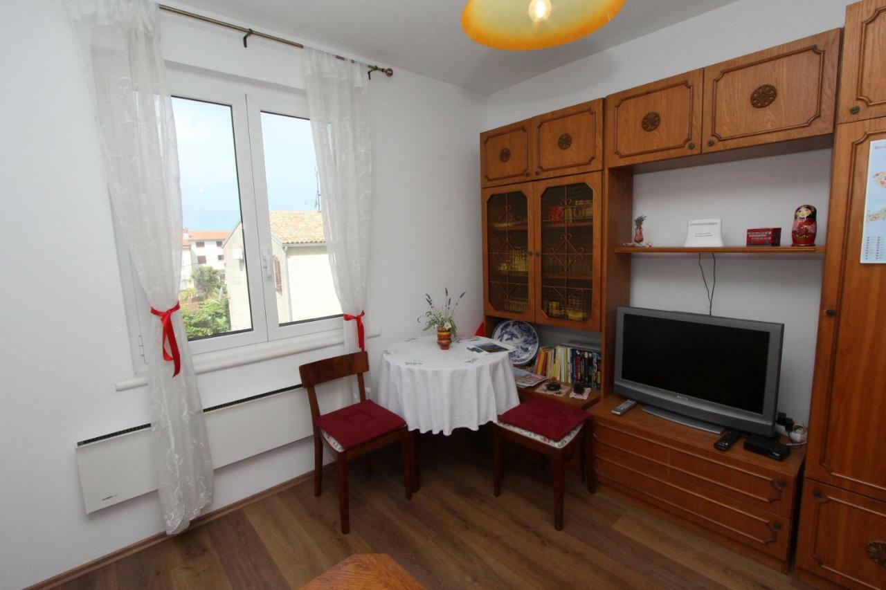 Apartment Dina Rovinj Exterior photo